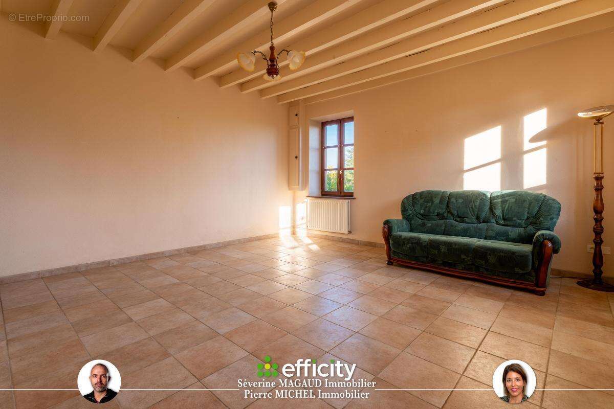 Maison à PONTCHARRA-SUR-TURDINE