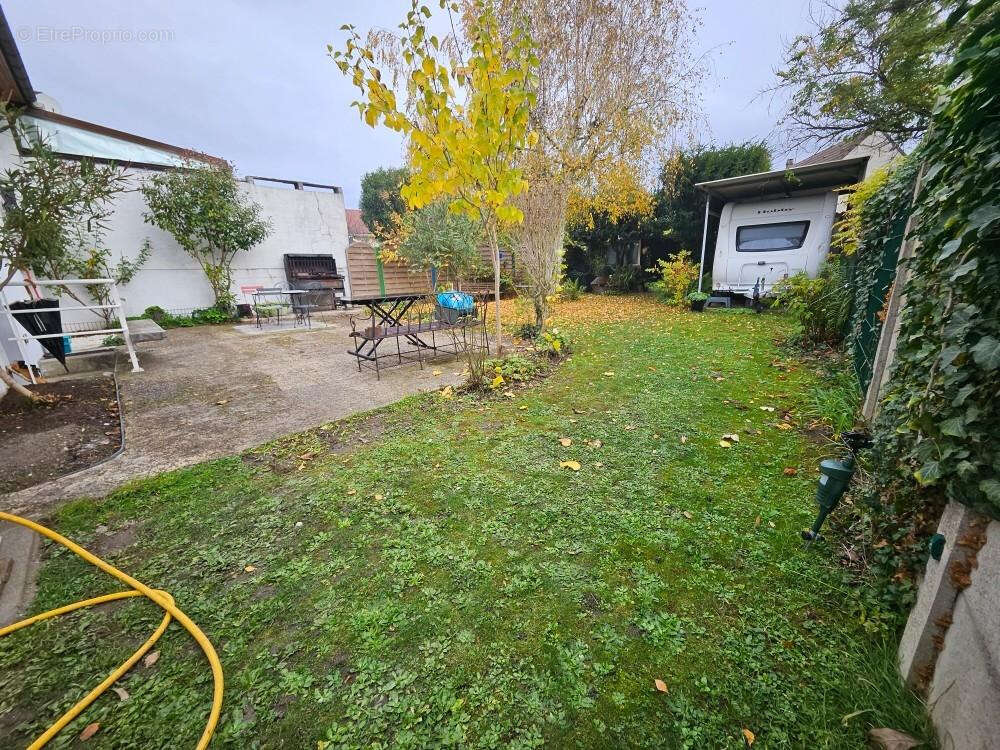 Maison à VILLEPARISIS