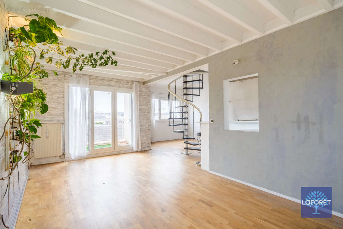 Appartement à LIVRY-GARGAN