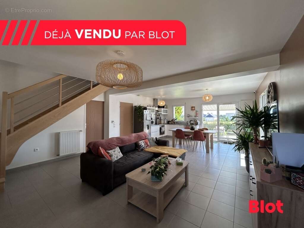 Maison à SAINT-GUINOUX