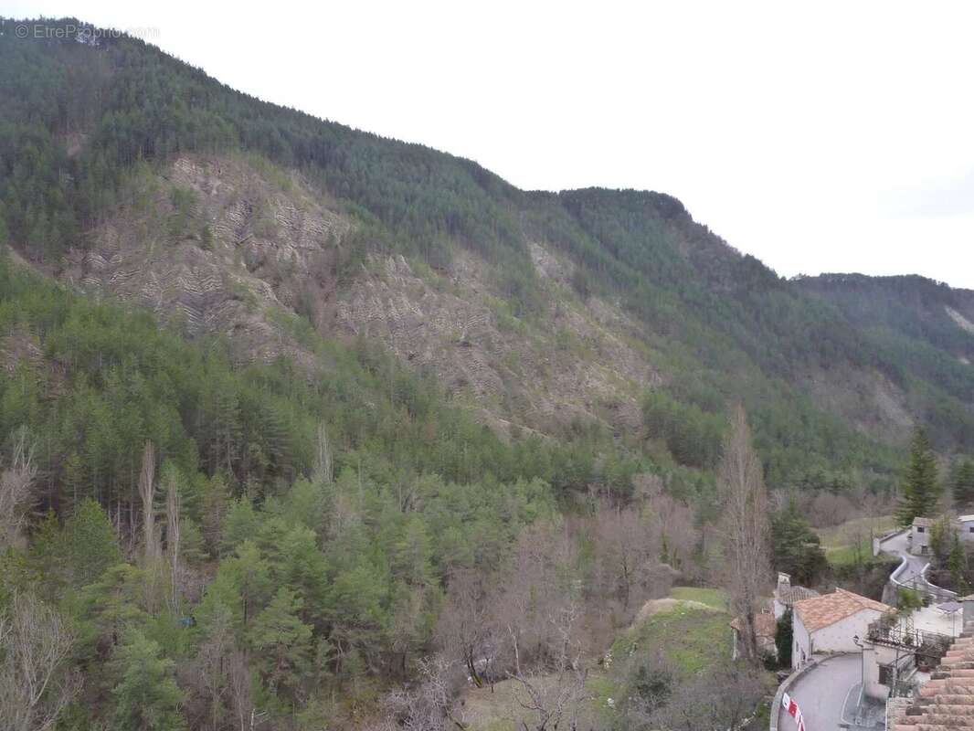 Appartement à PUGET-ROSTANG