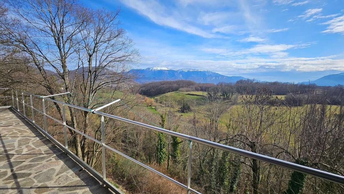 Appartement à VOIRON