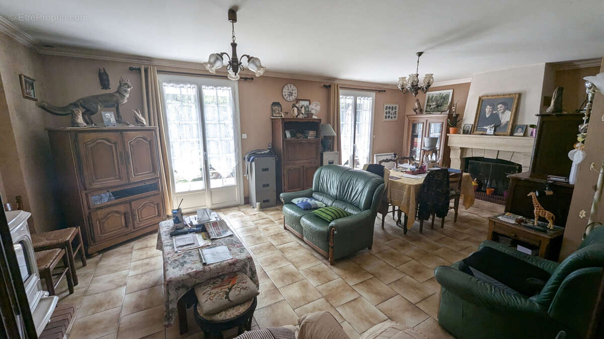 Magné - maison d'habitation de plain pied 3 chbres - photo 2