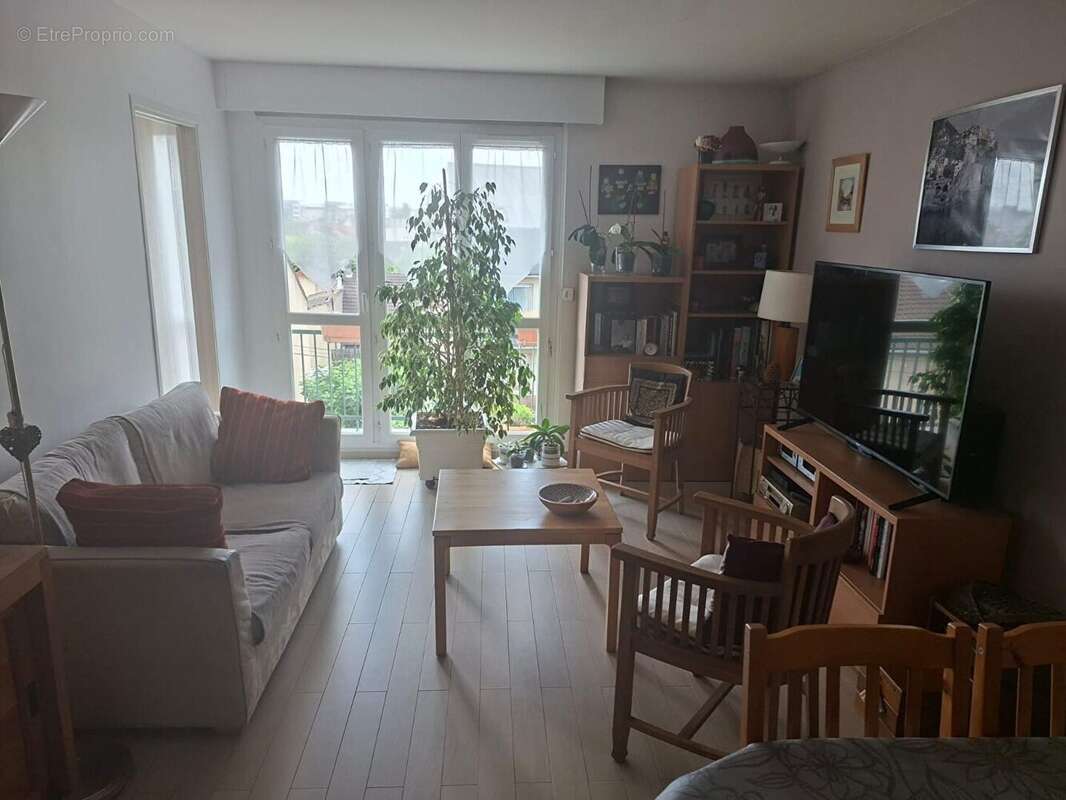 Appartement à LE BOURGET