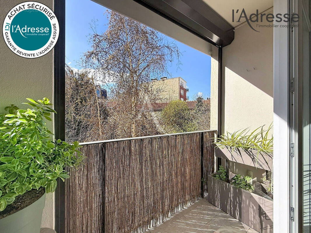 Appartement à NANTERRE