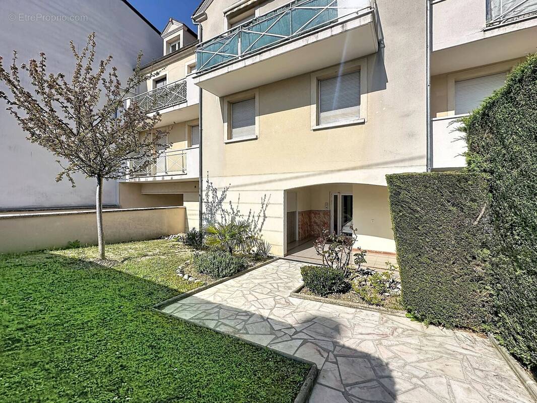 Appartement à BRY-SUR-MARNE