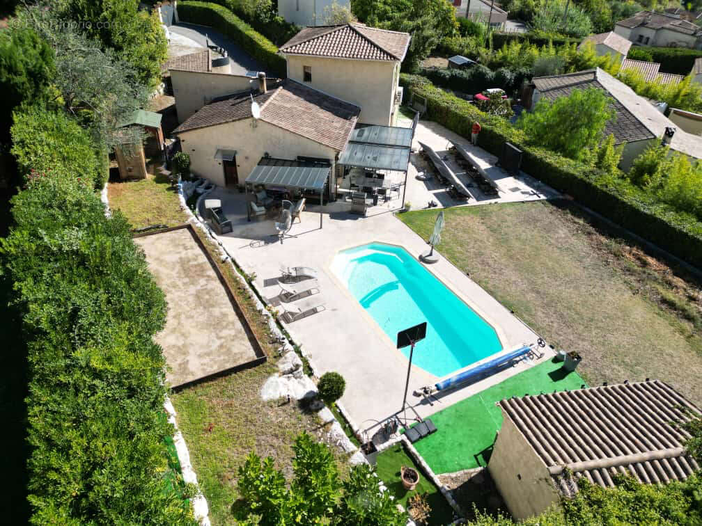 Maison à SAINT-JEANNET