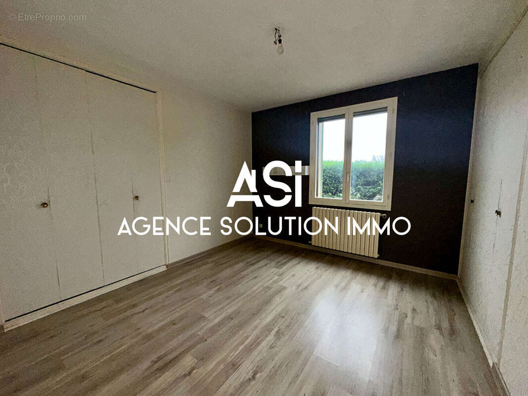 Commerce à VALVIGNERES