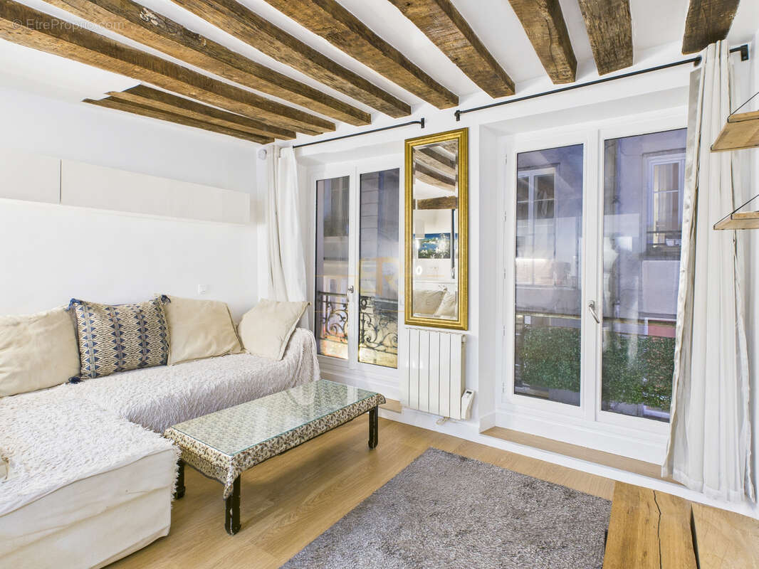 Appartement à PARIS-11E