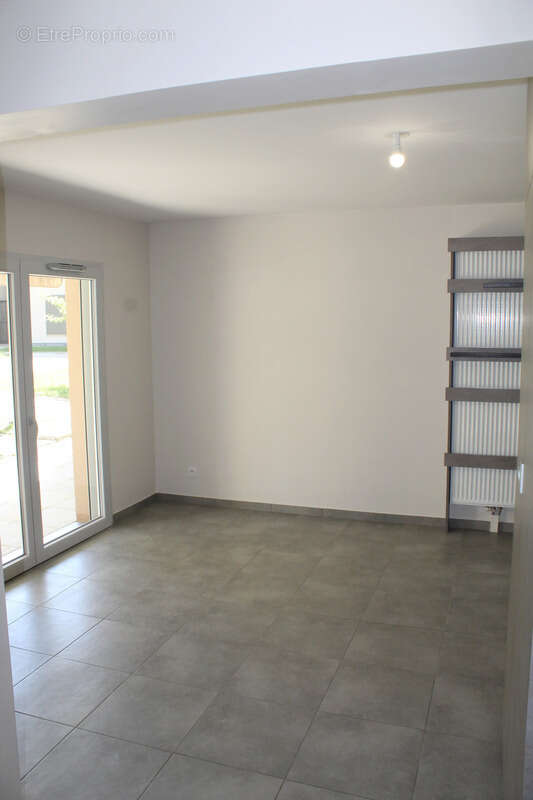 Appartement à CEYZERIAT