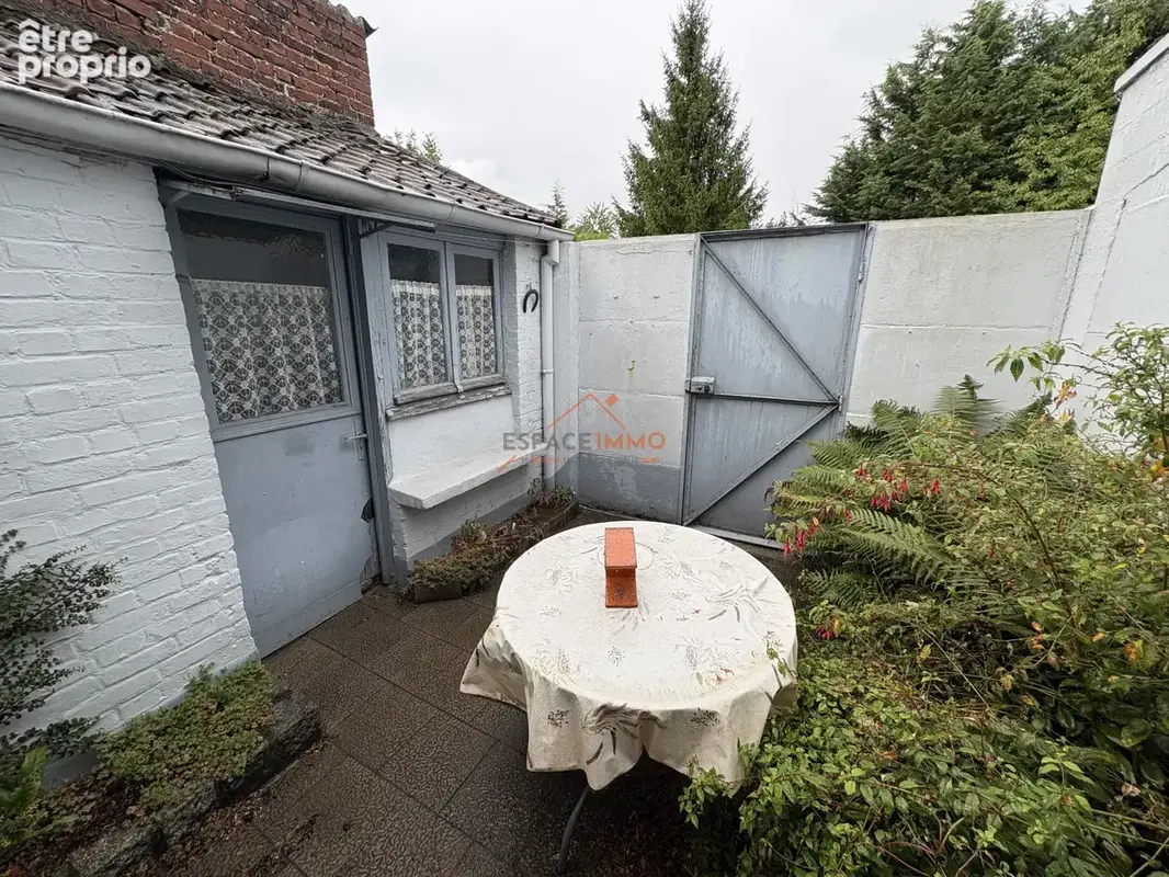 TRITH SAINT LEGER, maison d' environ 80M2, 2 chambres, jardin, garage, cave et grenier aménageable. - photo 5