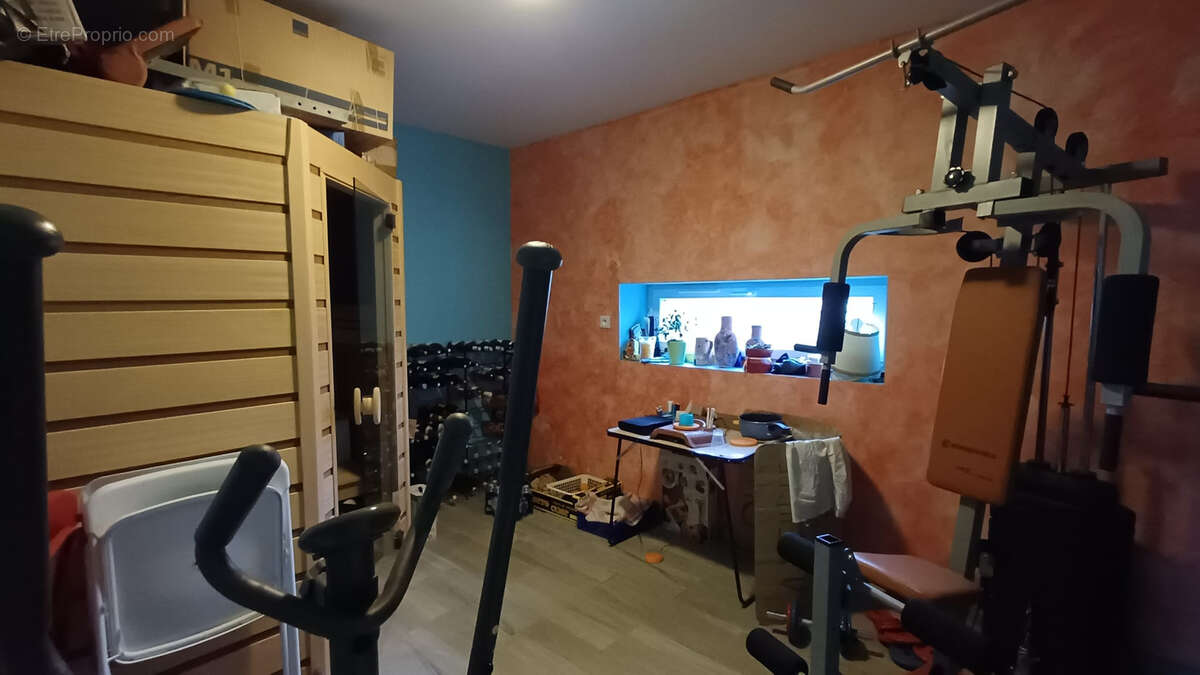 Maison à SAINT-YORRE