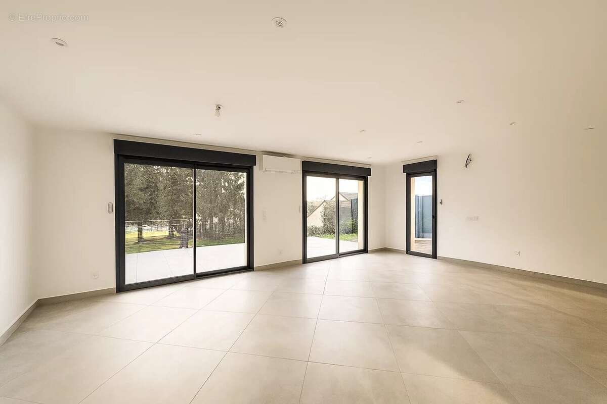 Maison à TOURNAN-EN-BRIE