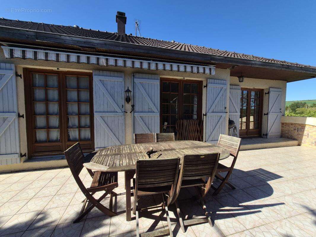 Maison à GARENNES-SUR-EURE