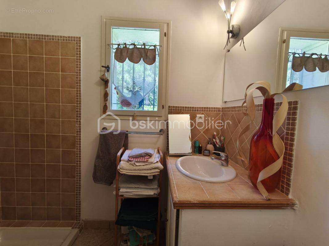 Maison à PIERREVERT