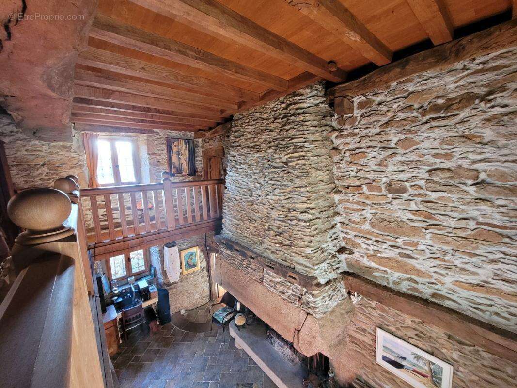 Maison à SAINT-MARTIN-DES-PRES