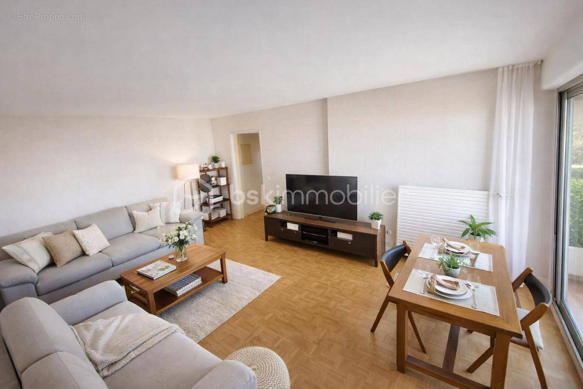 Appartement à PARIS-19E