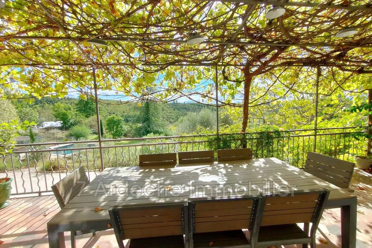 Maison à SAINT-ANDEOL-DE-BERG