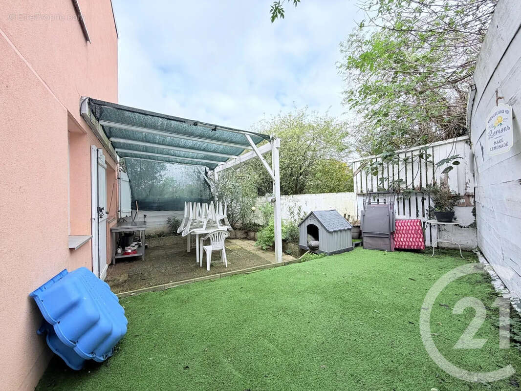 Appartement à SATHONAY-CAMP