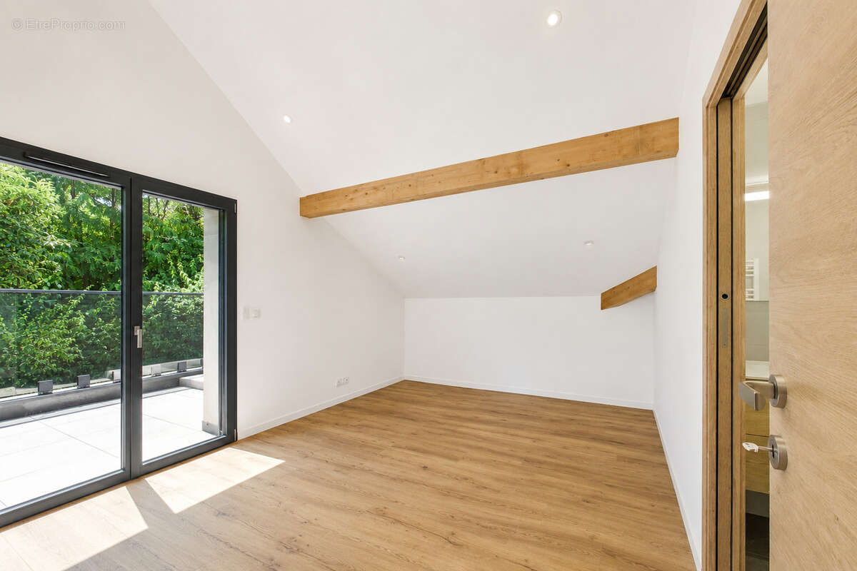 Appartement à NEUVECELLE