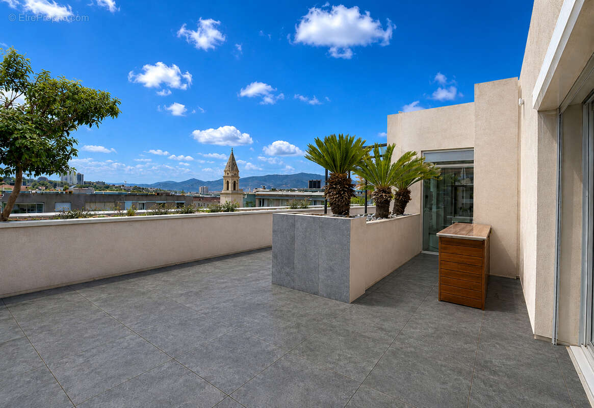 Appartement à MARSEILLE-12E