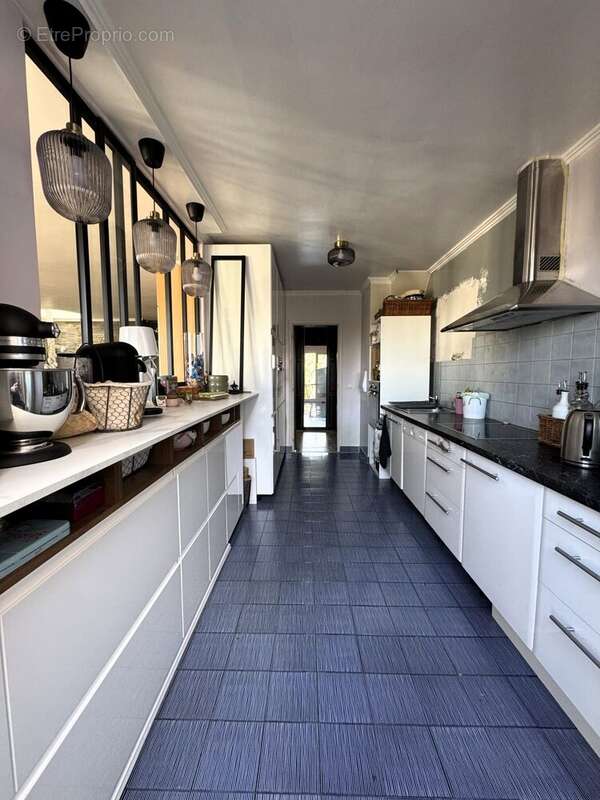 Appartement à LE PERREUX-SUR-MARNE