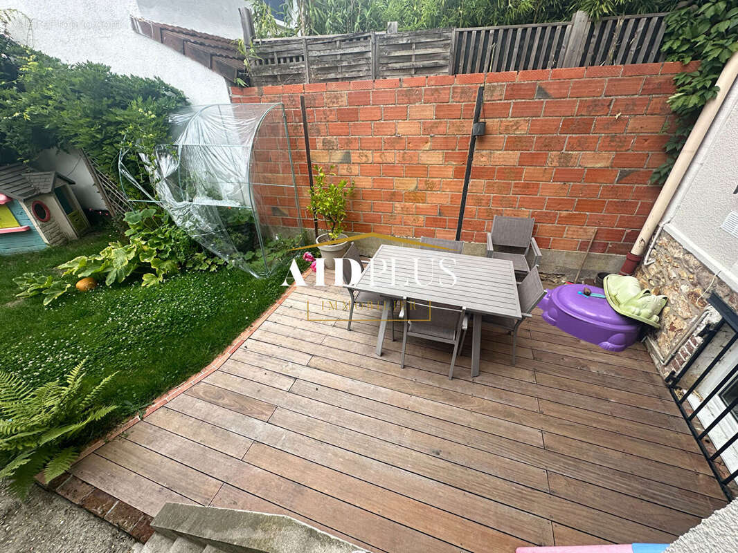 Maison à SAINT-LEU-LA-FORET