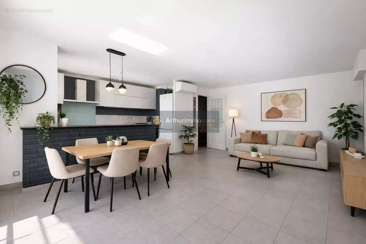 Appartement à SAINT-RAPHAEL