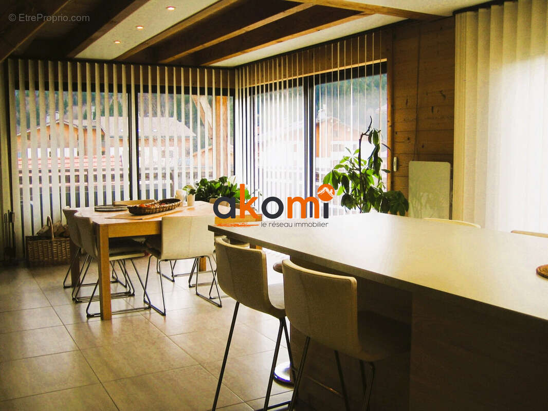 Séjour - Maison à SAINT-JEAN-DE-SIXT