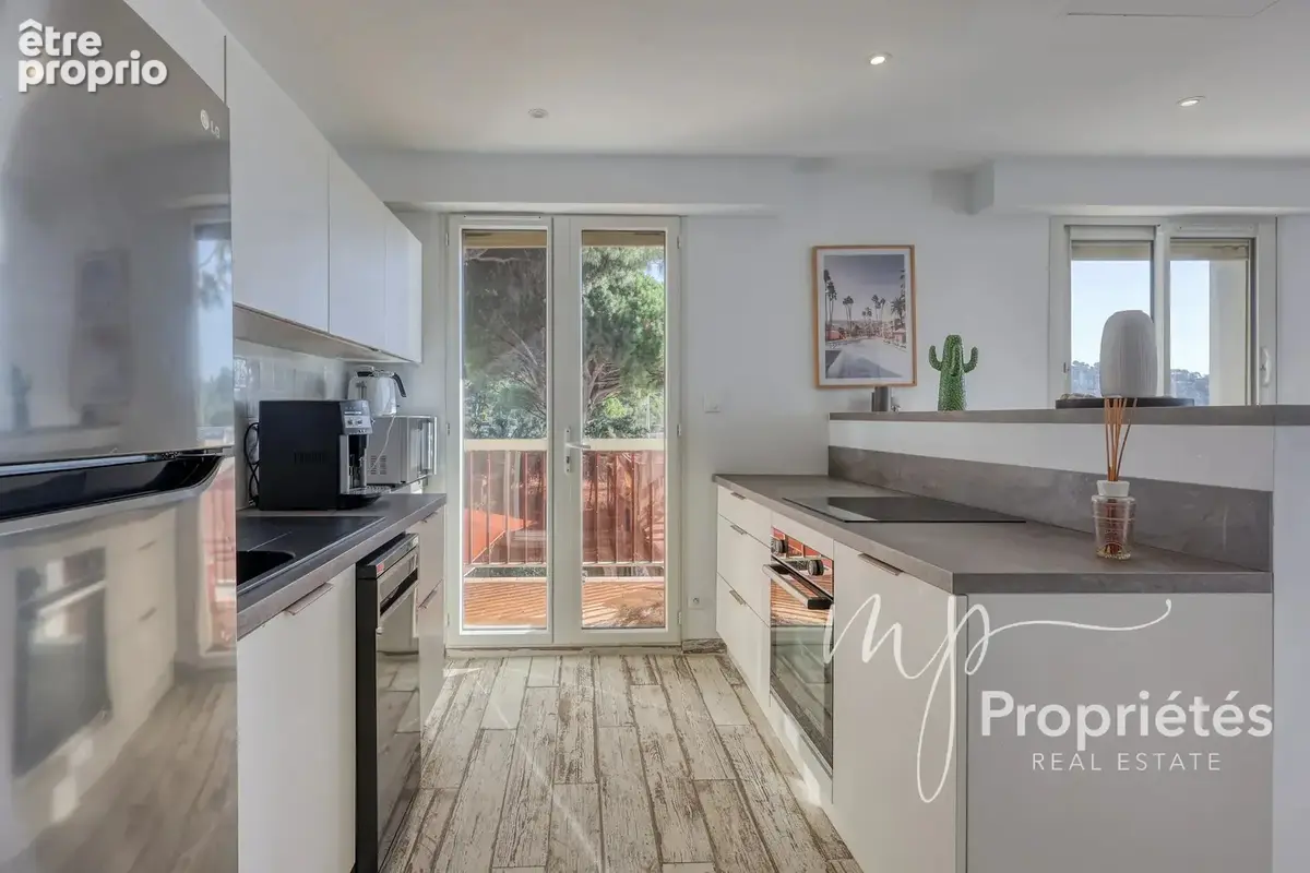 Exclusivite - à vendre le lavandou  – appartement 3 pièces – vue mer panoramique – accès direct à la plage - photo 13