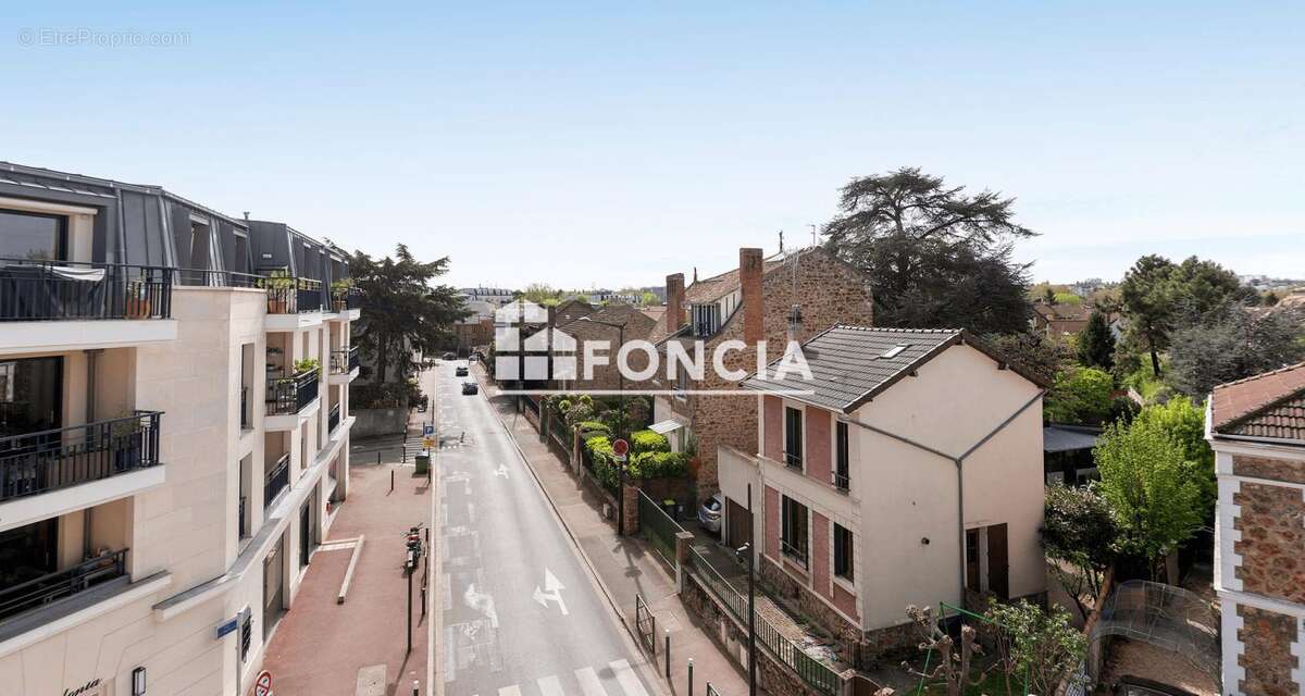 Residence gabriella, hyper-centre-ville, au pied du marche, des ecoles et transports - photo 10