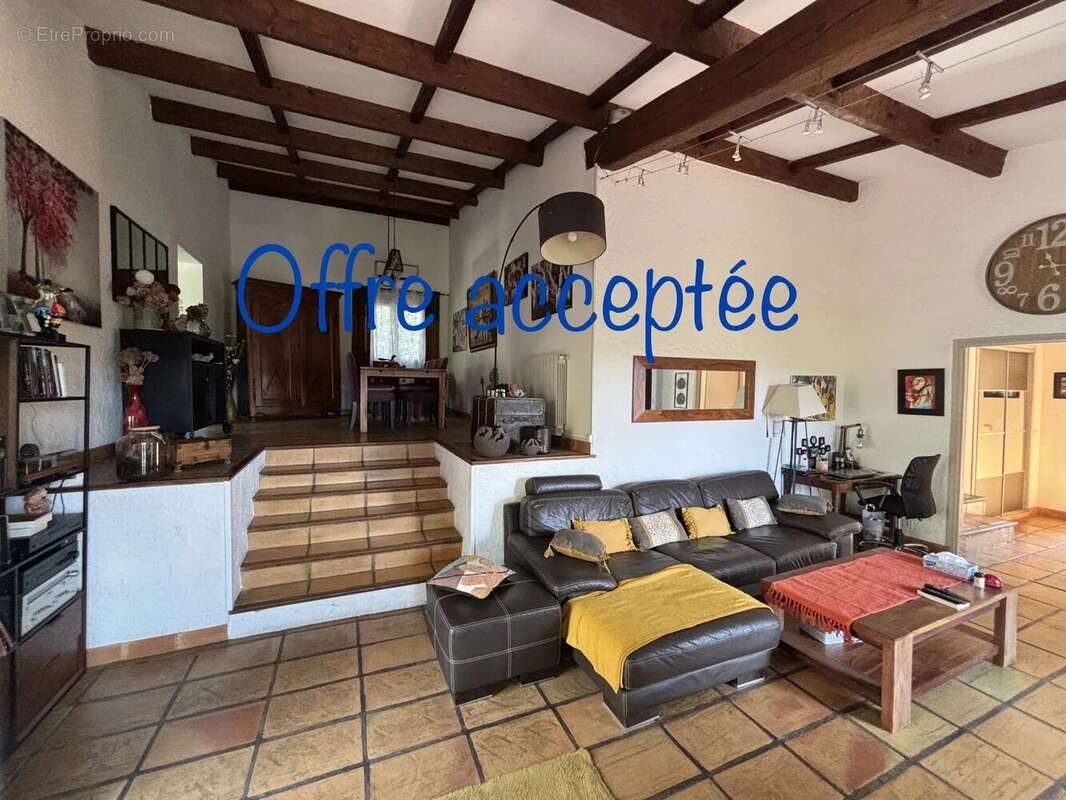 Maison à FIGANIERES