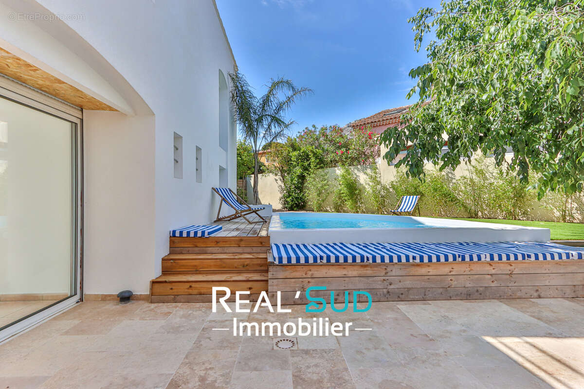 Maison à MARSEILLE-9E