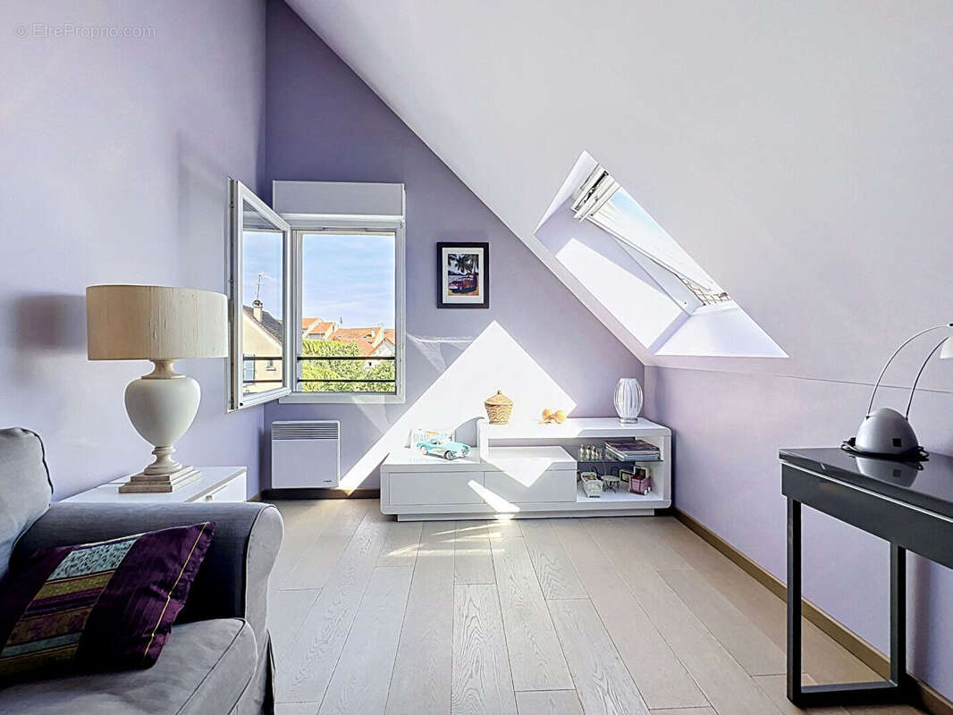 Maison à NANTERRE