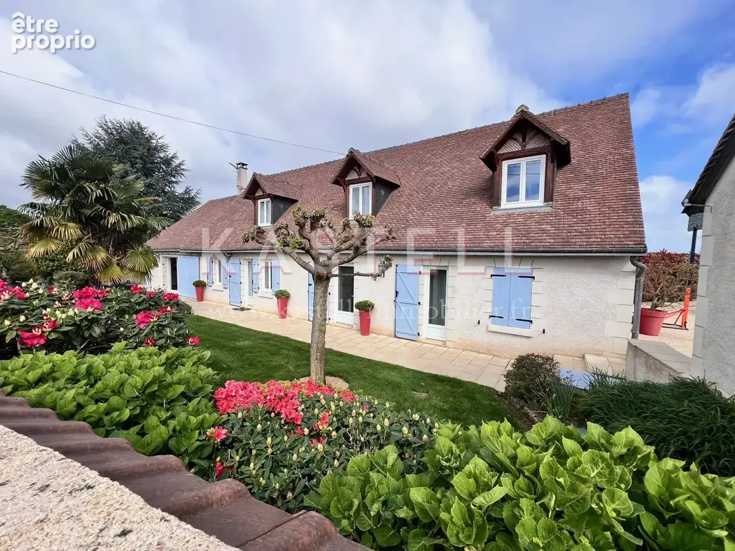 Maison à LIMERAY