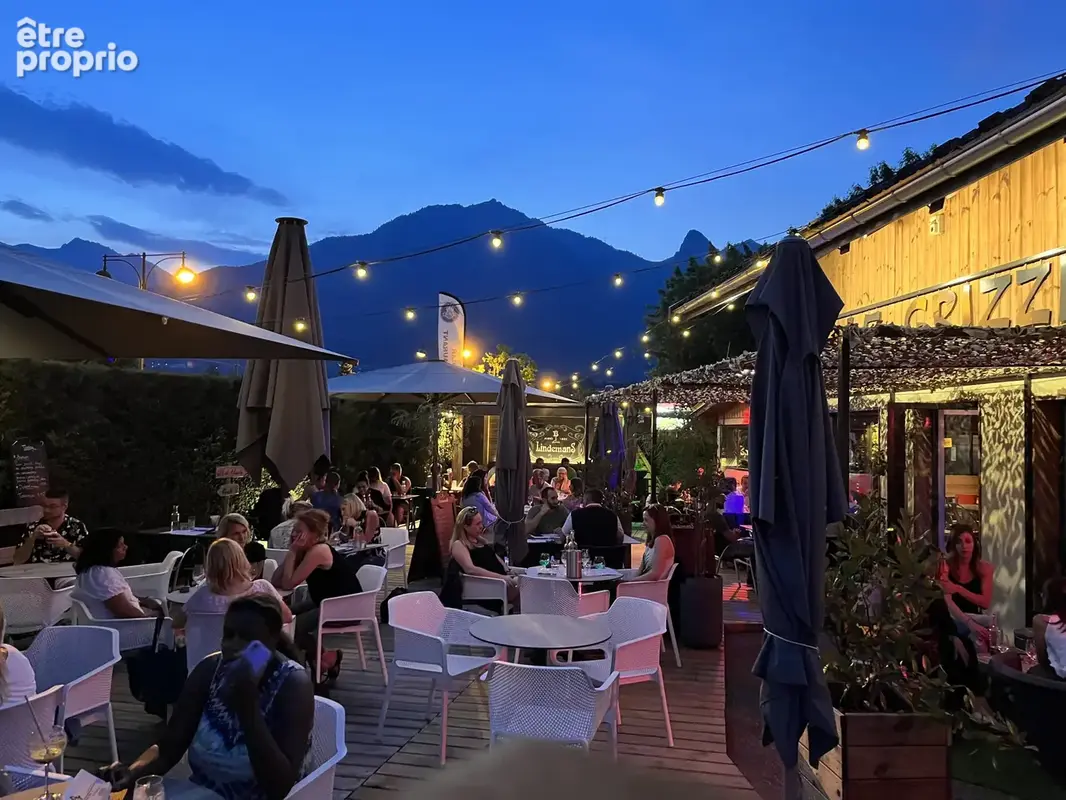 Albertville   restaurant/bar   emplacement a - photo 2