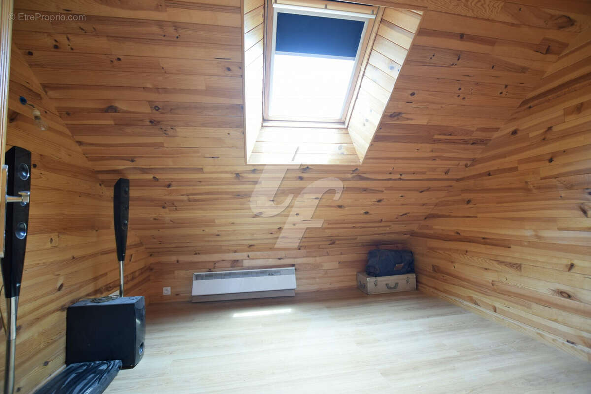 Maison 134 m² à Notre-Dame-Des-Landes  - photo 9