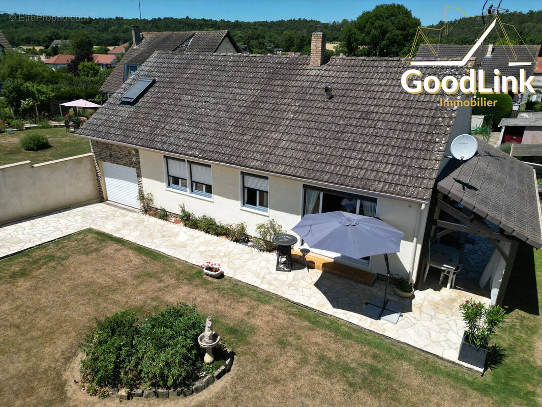 Maison à BOUVILLE