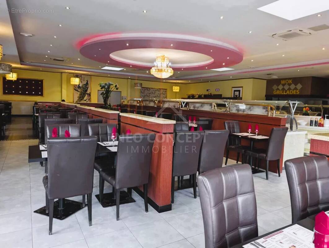 Commerce à OBERHOFFEN-SUR-MODER