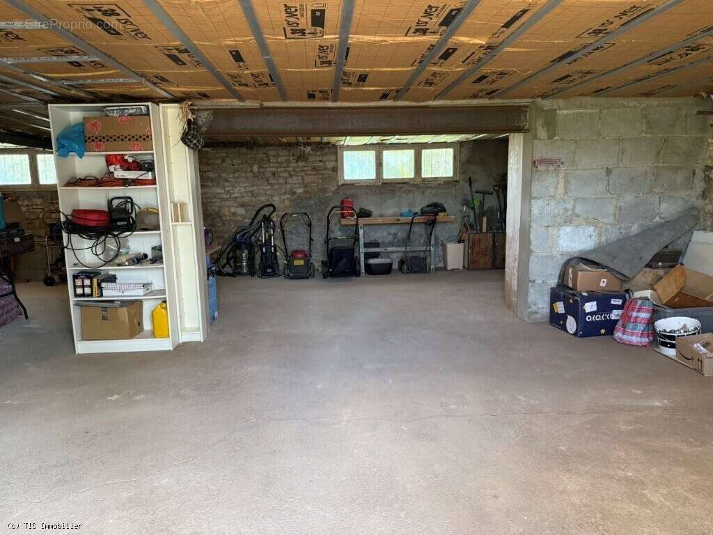 Maison à CHAMPAGNE-MOUTON