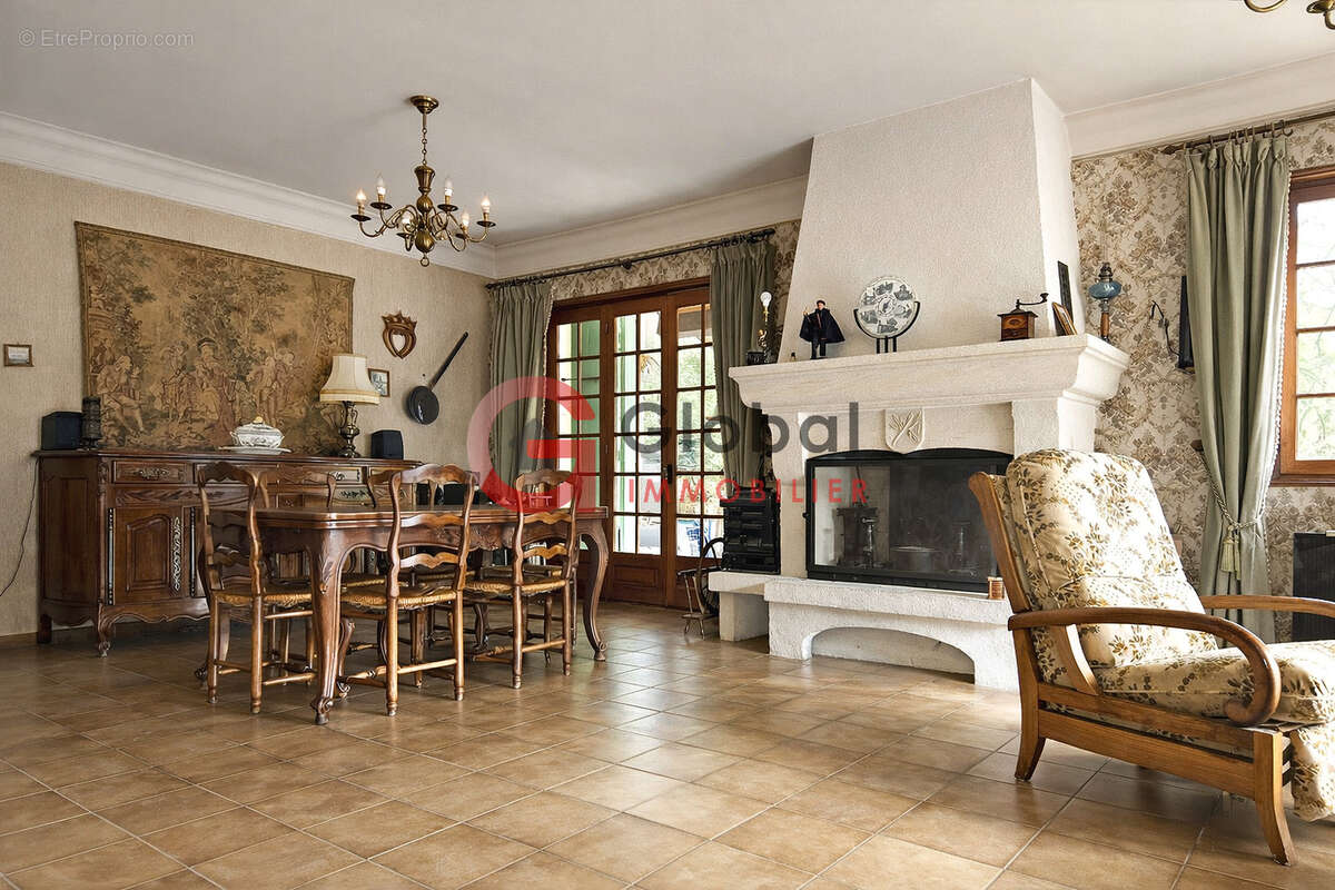 Maison à SAINT-REMY-DE-PROVENCE