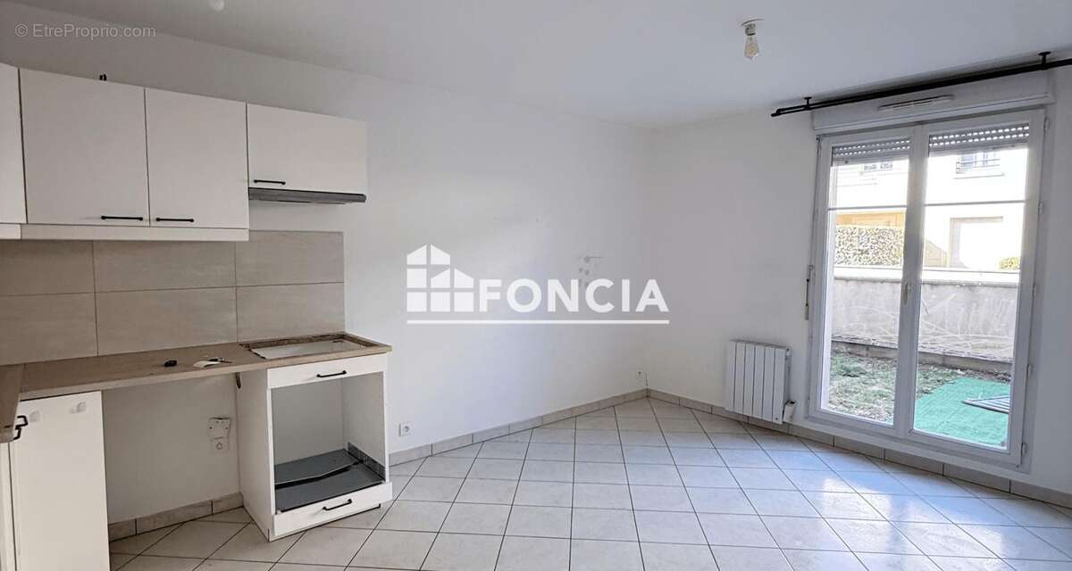 Appartement à PONTAULT-COMBAULT