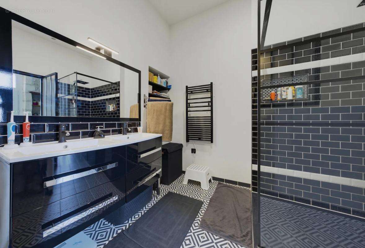 Maison de 5 pièces de 160 m² à Blanquefort - photo 11