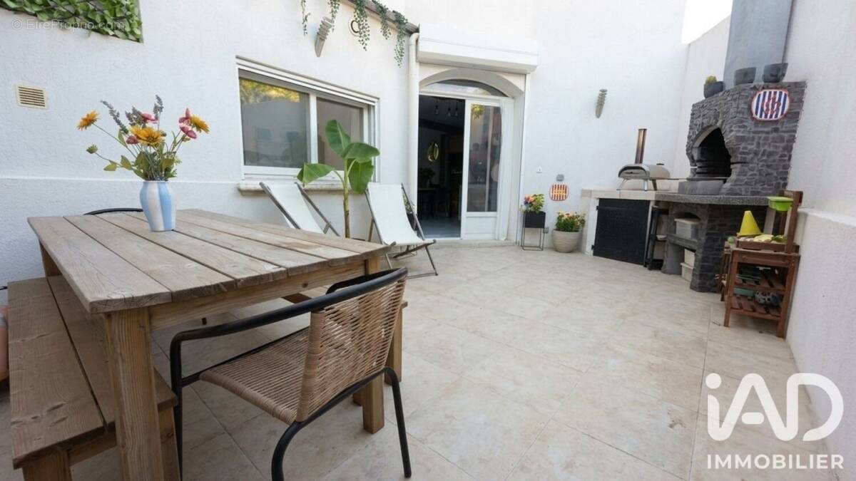 Photo 1 - Appartement à LA BOUILLADISSE