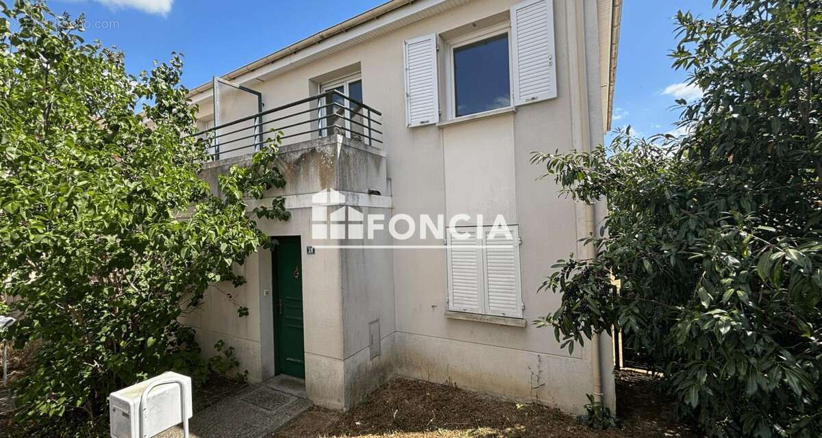 Maison 4 pièces avec grand jardin de 243m2 plein sud proche gare de Lieusaint - photo 8