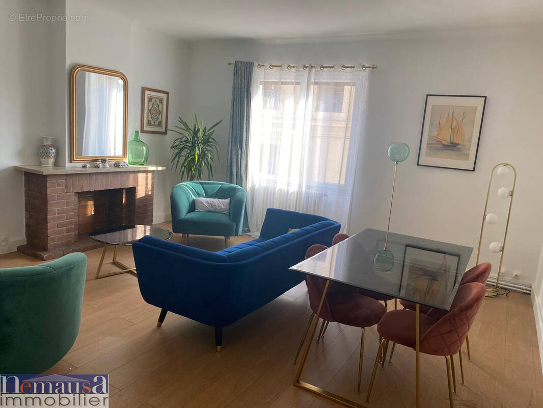 Appartement à NIMES