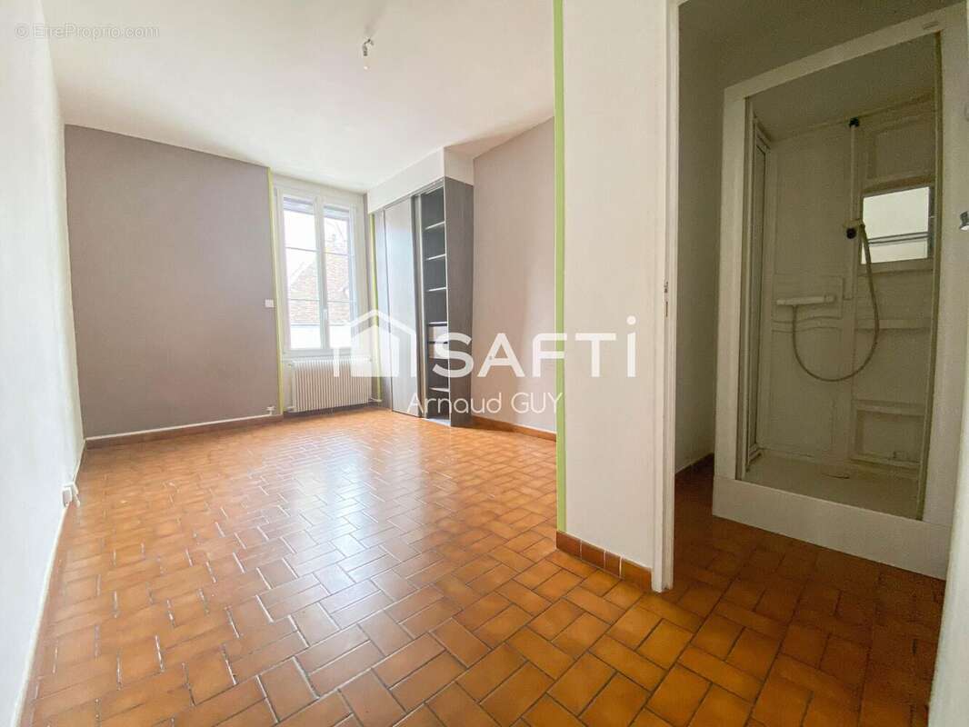 Photo 4