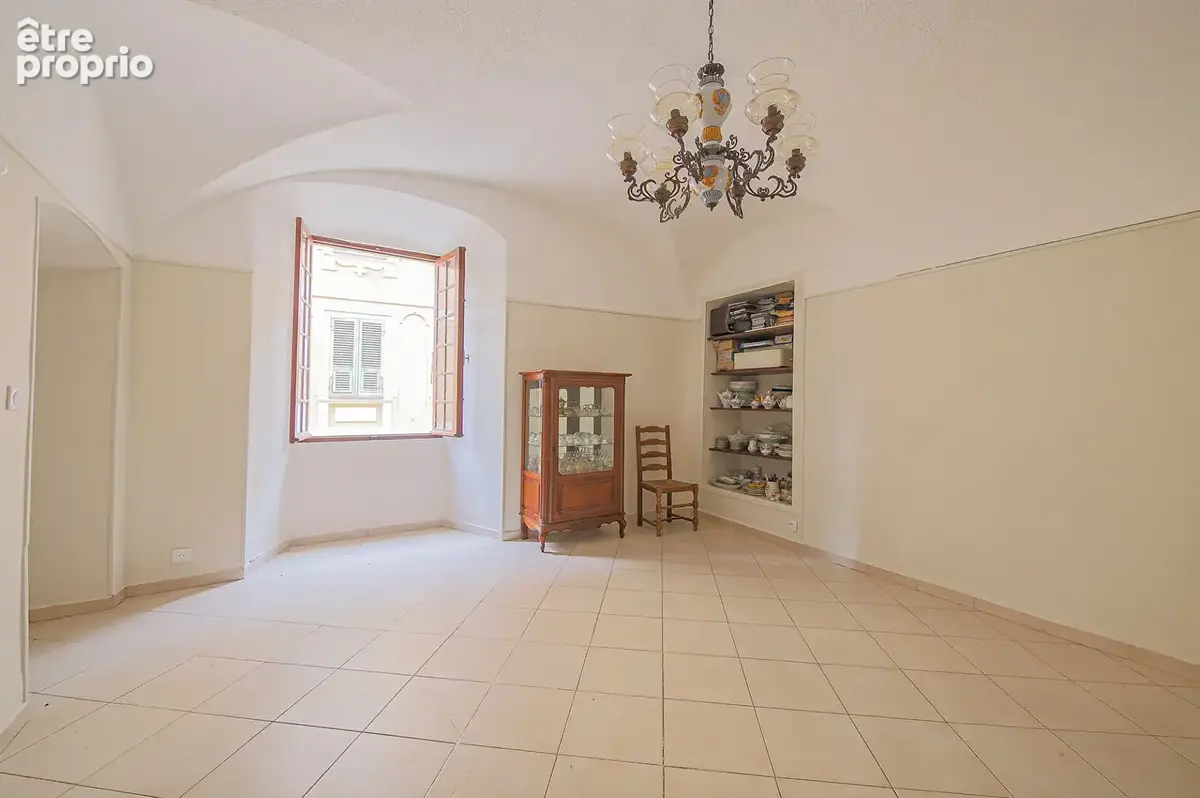SECTEUR VIEUX PORT : Appartement Bastia 3 pièces 69 m2 - photo 3