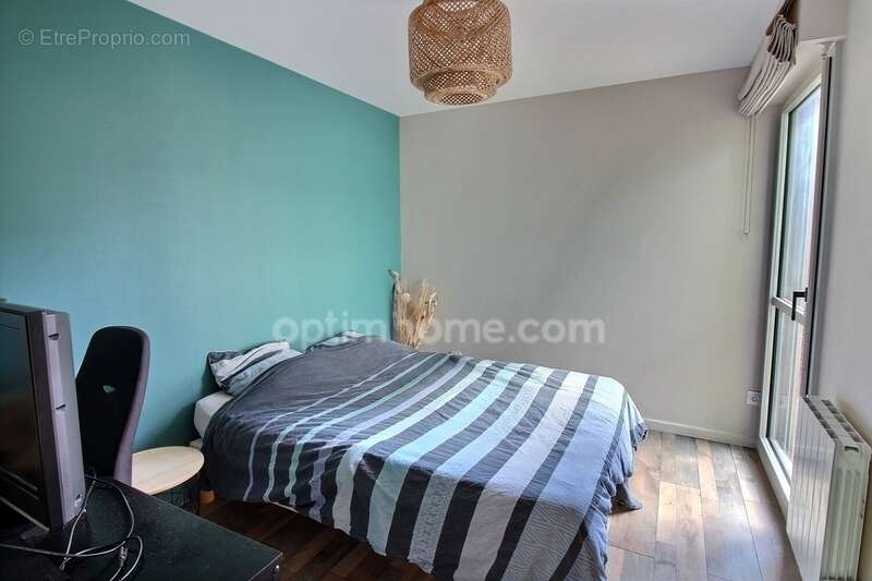 Appartement 3 pièces de 56 m2 avec cave et parking à vendre à POISSY (78) - photo 3