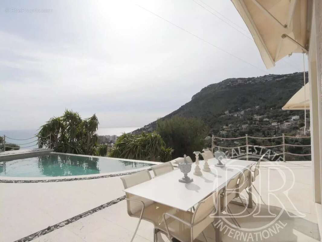 Maison à BEAUSOLEIL